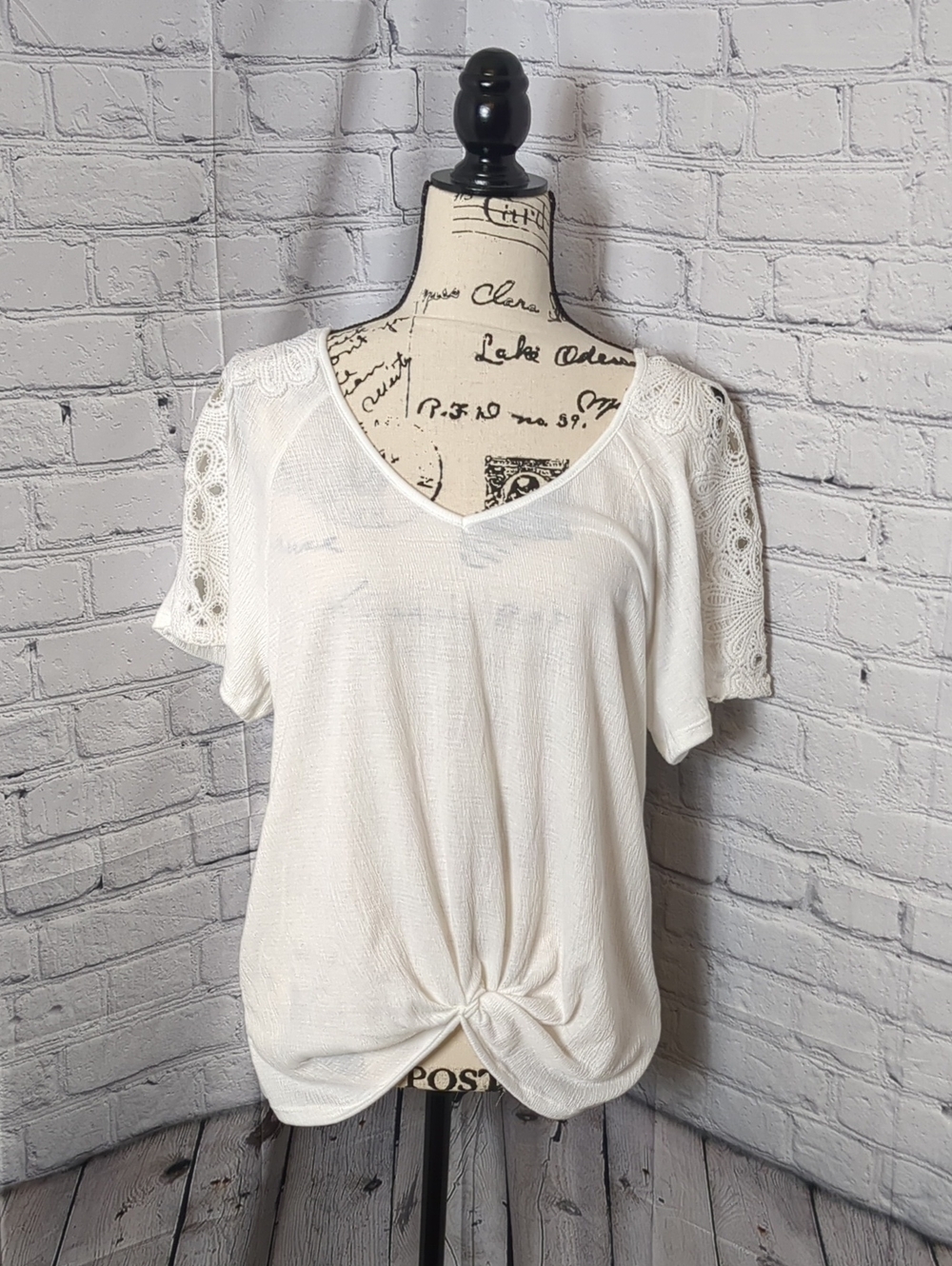 Women’s Cream V-Neck Crochet Sleeve Knot Front Top